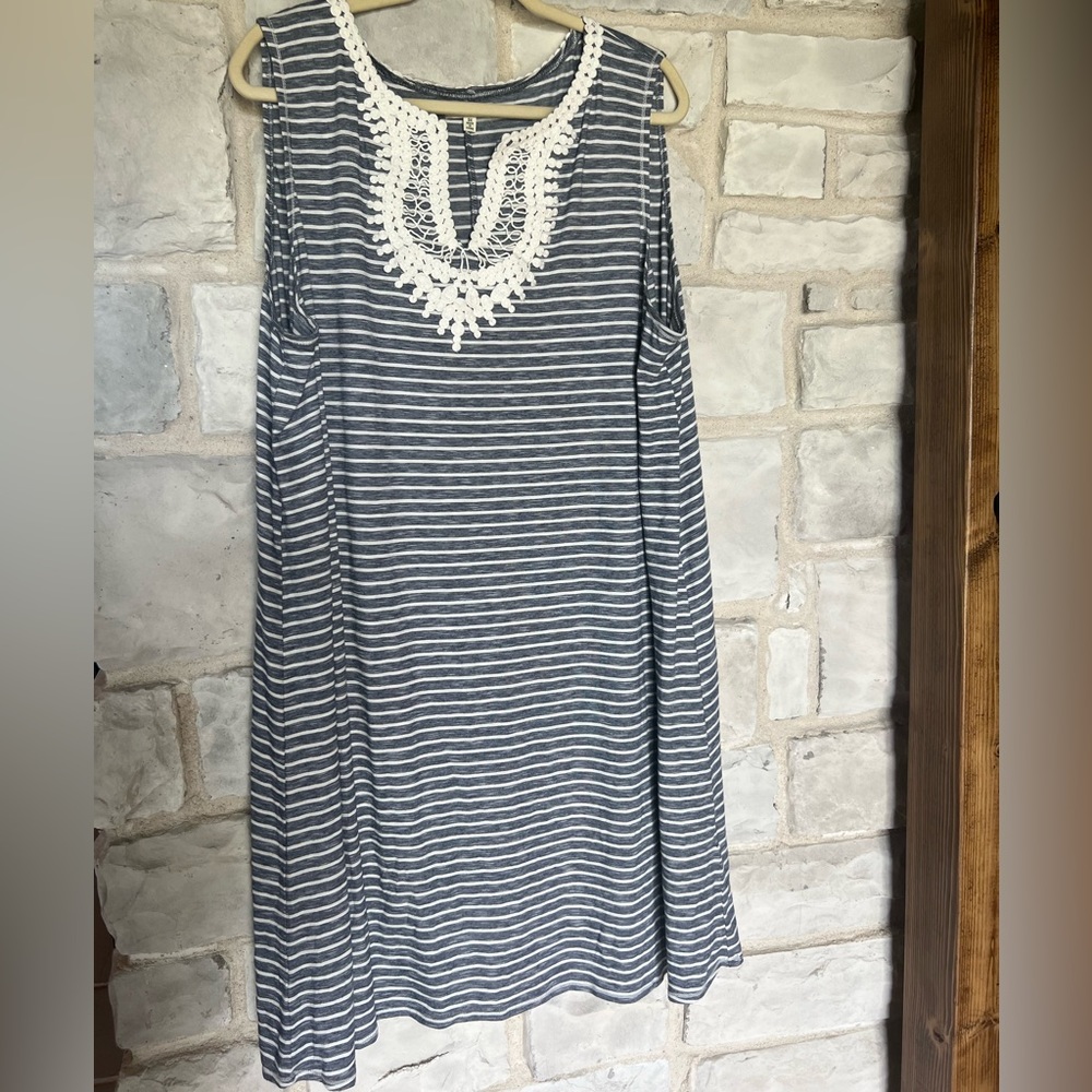Max studio blue and white striped dress